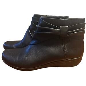 Clarks Womens Everlay Mandy Boot Size 7 Black Leather
